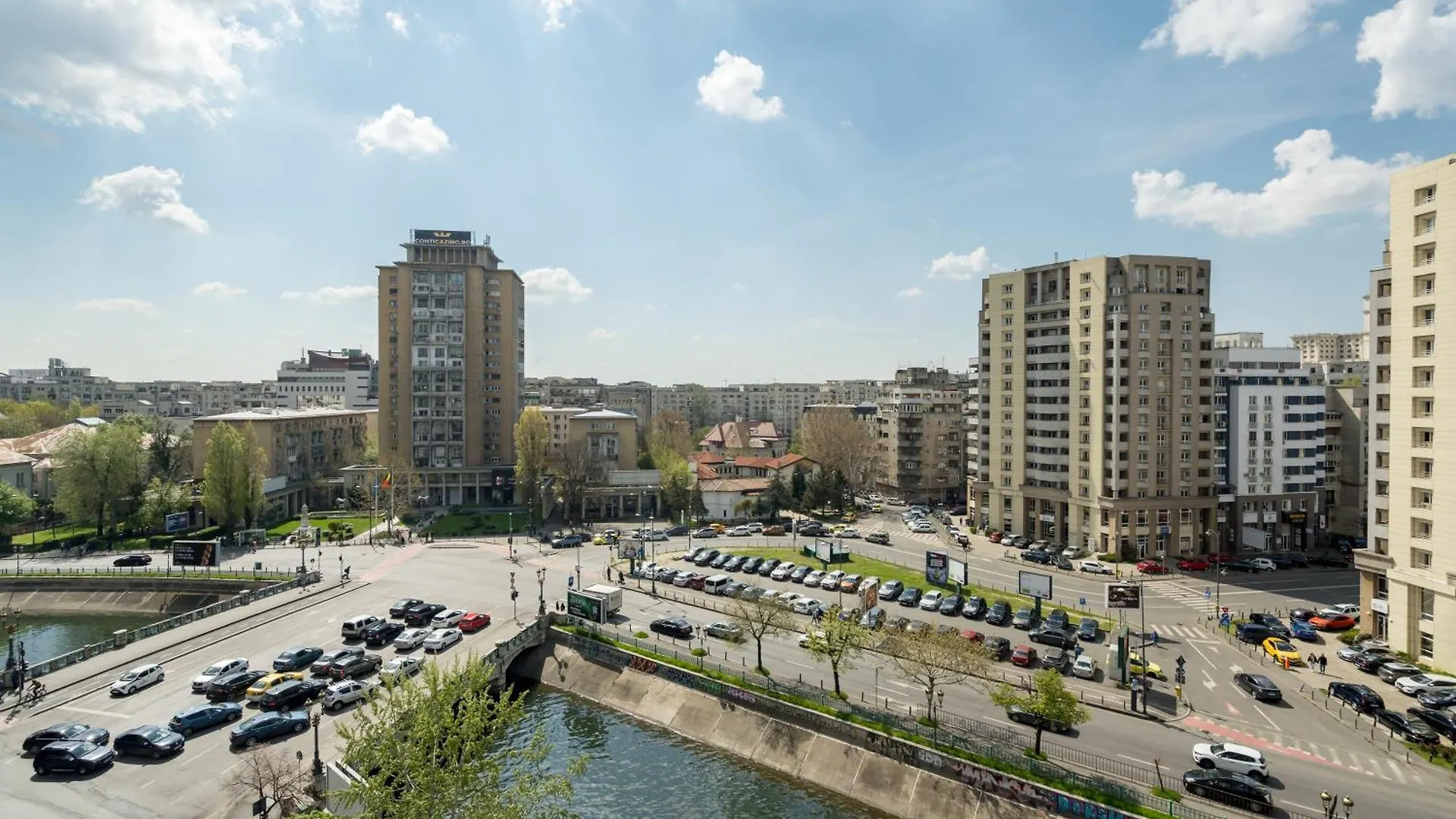 River View Studio Boekarest 0*,
