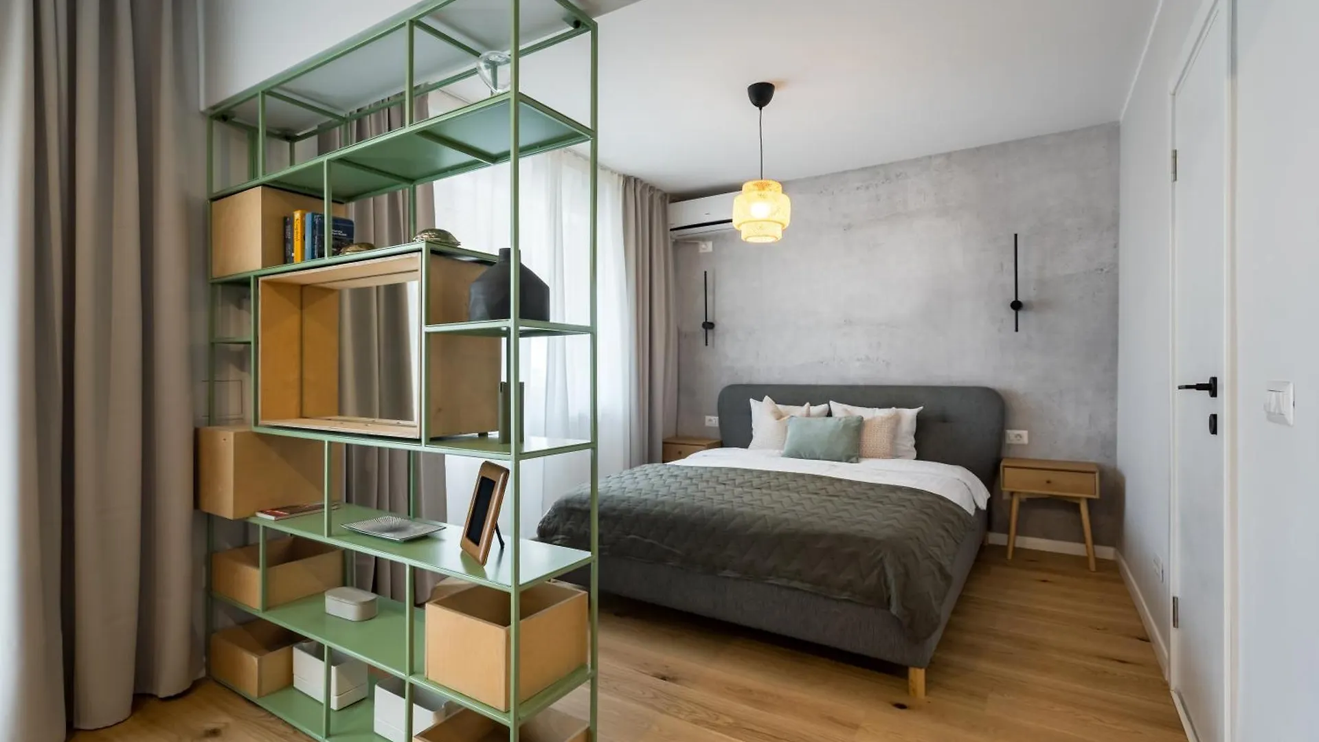 River View Studio Boekarest